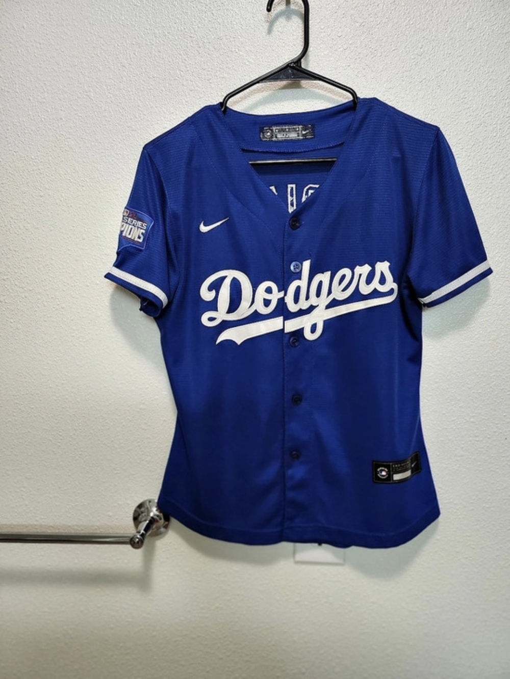 Nike Los Angeles Dodgers Julio Urias #7 Home Replica Jersey with 2020 World